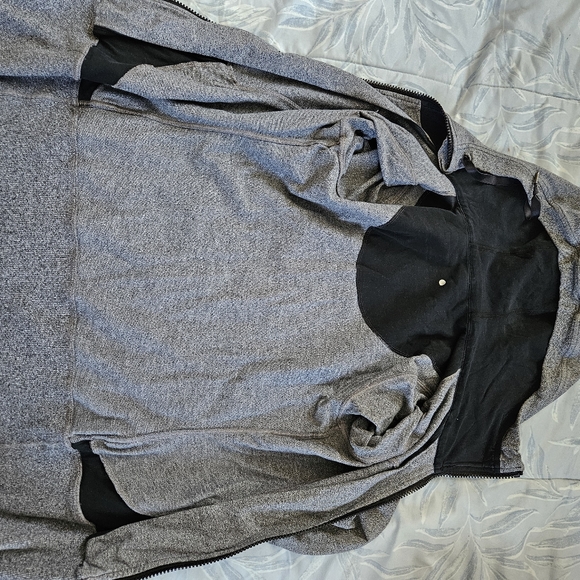 Lululemon wear with all jacket/hoodie - Picture 5 of 10